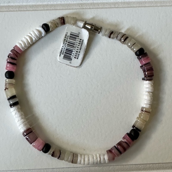 Hammer and Latob Shell Bracelet/Anklet 
New With Tags - Picture 4 of 4